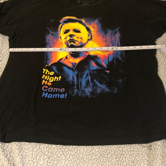 Black Halloween Graphic T-Shirt - Picture 5 of 6